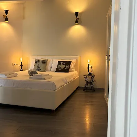 Interno 24 Διαμέρισμα *